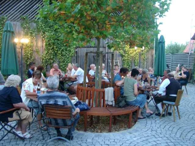 Landgasthof - Hotel Zum Stern Linden  Ngoại thất bức ảnh